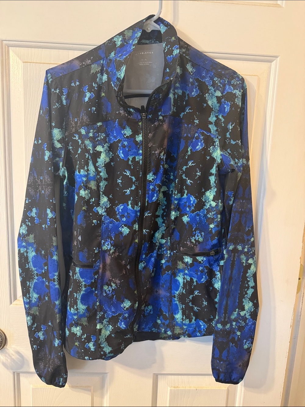 NWOT Fabletics Black, Blue & Teal Jacket